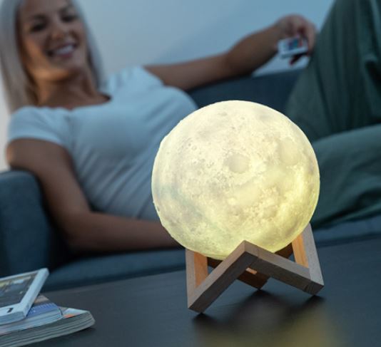 Kaunis 3D KUULAMP valge led värvituledega 14 cm