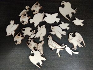 Linnud mix 20 tk ca 3x2 cm