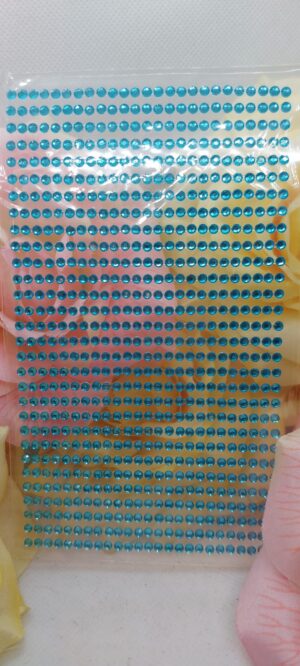 3 mm pärlitega kleebised /750 tk/ TÜRKIIS