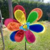Suur tuulevurr vikerkaare lill (diameeter ca 37 cm)