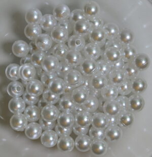 Akrüülpärlid 10 mm ca 90 tk  valge