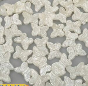 Akrüülpärlid Valged liblikad 50 tk pakis 1,2 cm