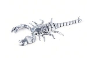 3D prinditud skorpion hõbedane 21x11 cm